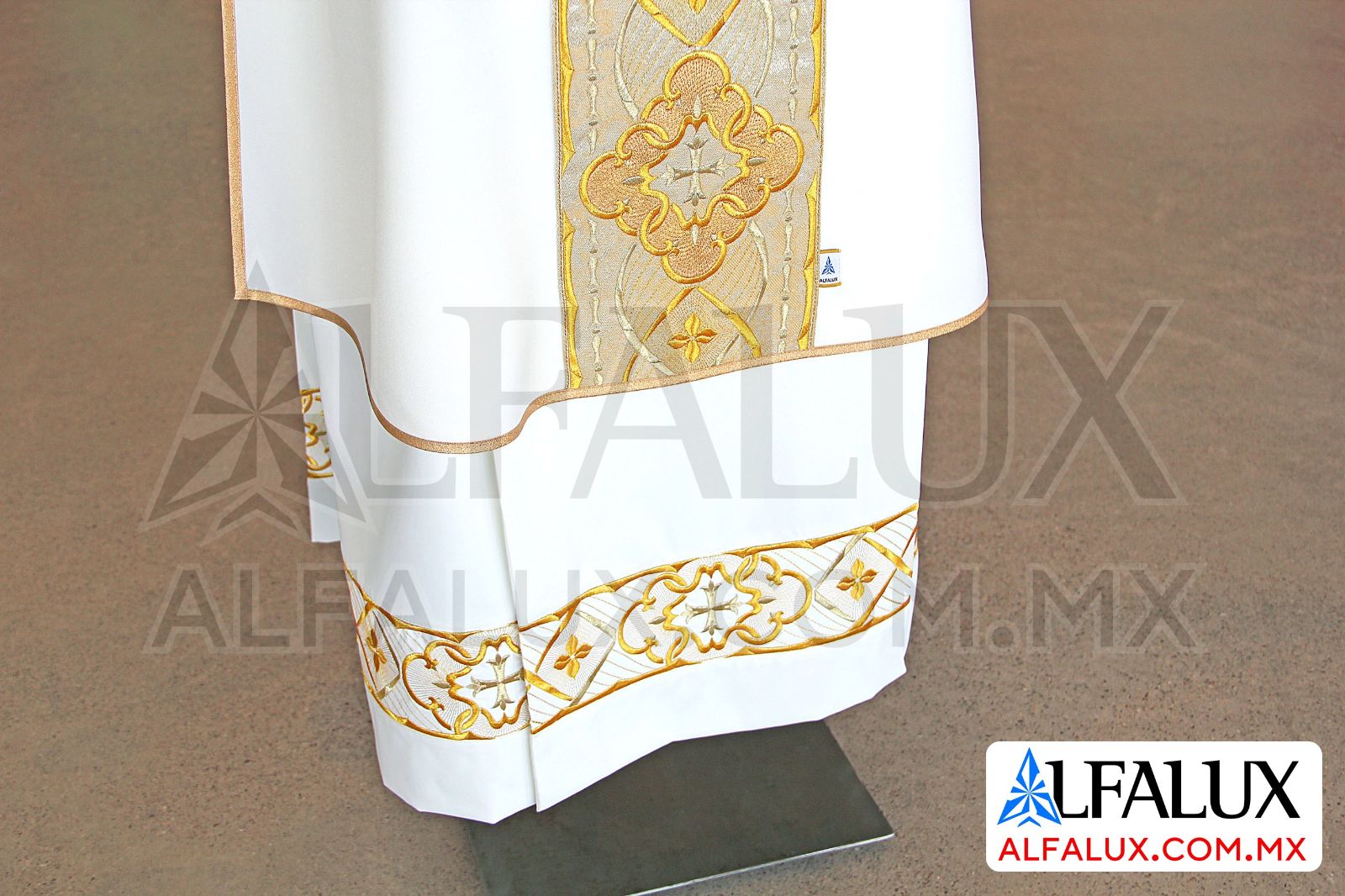 02 ROYAL Alfalux Alba Detalle 140 (1)